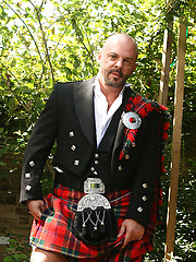 Hairy Man in a Kilt - Carlo Cox