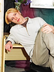 Blond twink Alexej posing naked