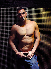 Flip fuck Sergi Serrano and Lucio Saints