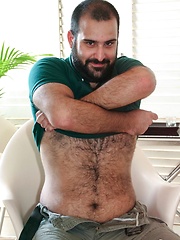 Italian bear Urs Milano shows off his sexy hairy chest and furry hole in this red hot Spanish photo shoot