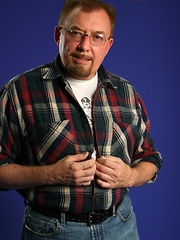 Friendly daddy bear Bill Hagen loves to be on top of any sexy young man
