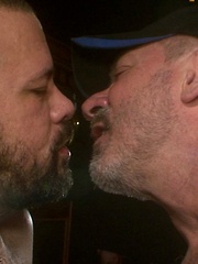 During the LIVE sex party, sexy bears sucked on beers and thick bear meat