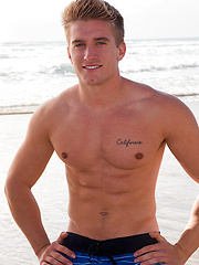 Beefy gay jock Jacob