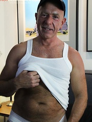 This sexy silver Daddy loves to fuck
