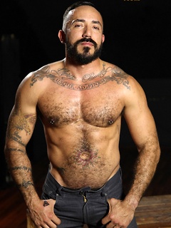 gay porn model Alessio Romero